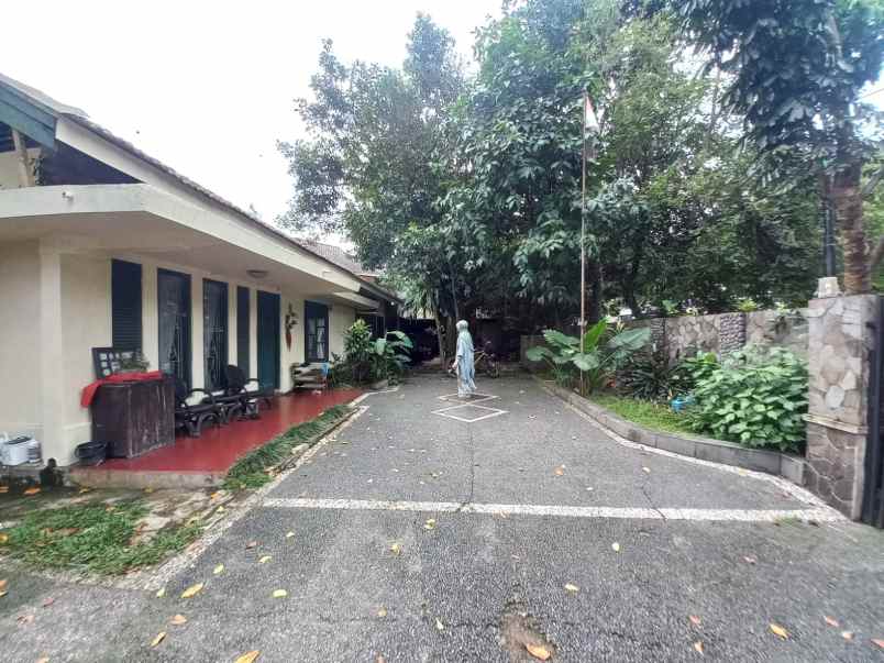 dijual rumah jl raya pajajaran sukasari