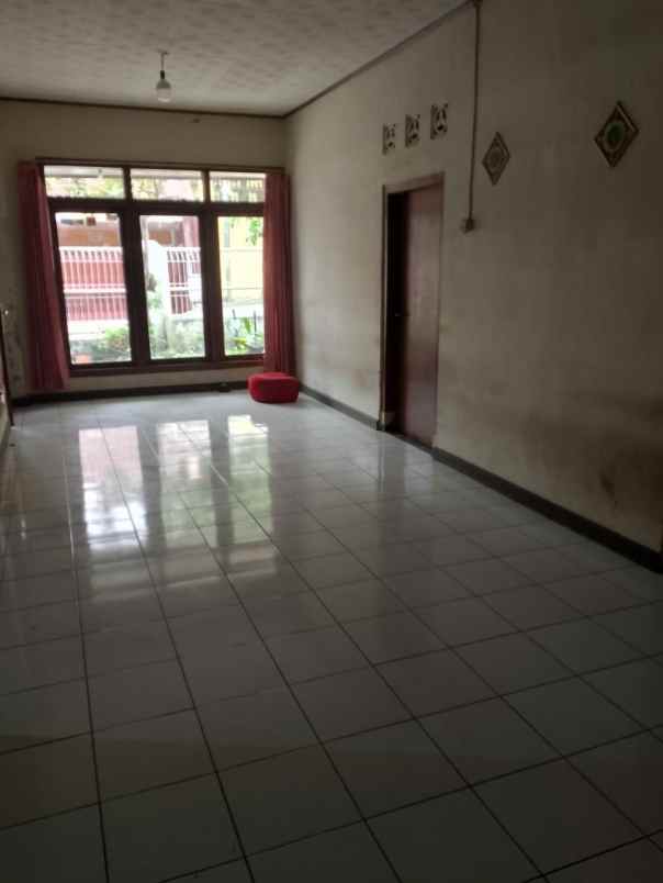 dijual rumah jl sekepanjang cikutra bandung
