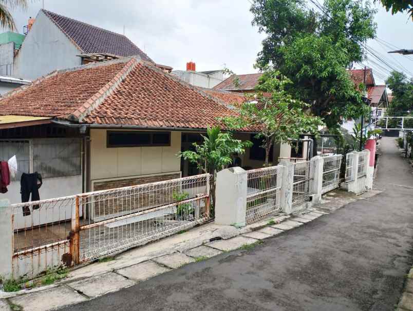 dijual rumah jl sekepanjang cikutra bandung