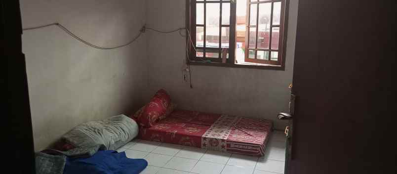 dijual rumah jln bumi pancoran mas