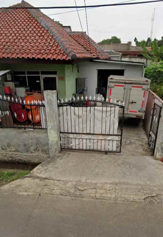 dijual rumah jln bumi pancoran mas