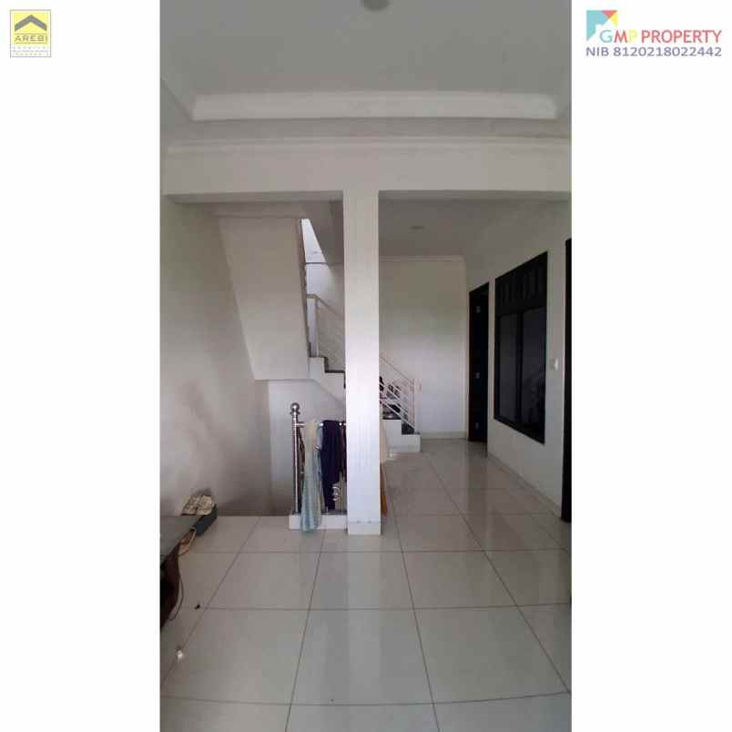 dijual rumah jln cempaka indah utara no