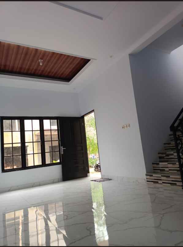 dijual rumah jln raya gas alam depok
