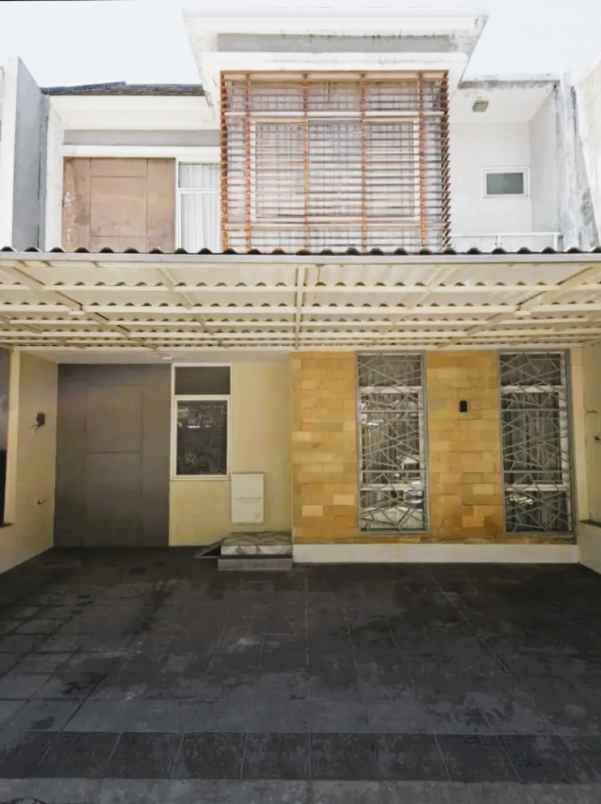 dijual rumah jln raya pondok betung