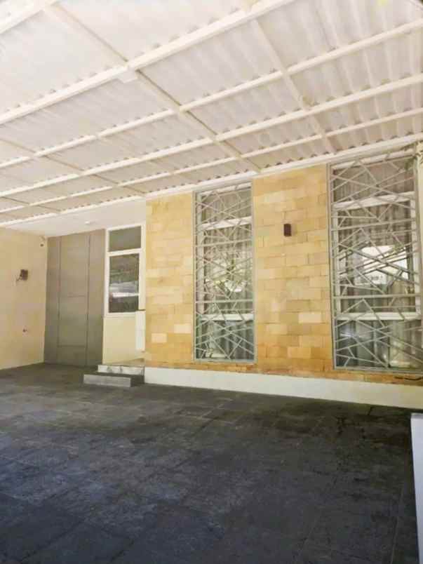 dijual rumah jln raya pondok betung