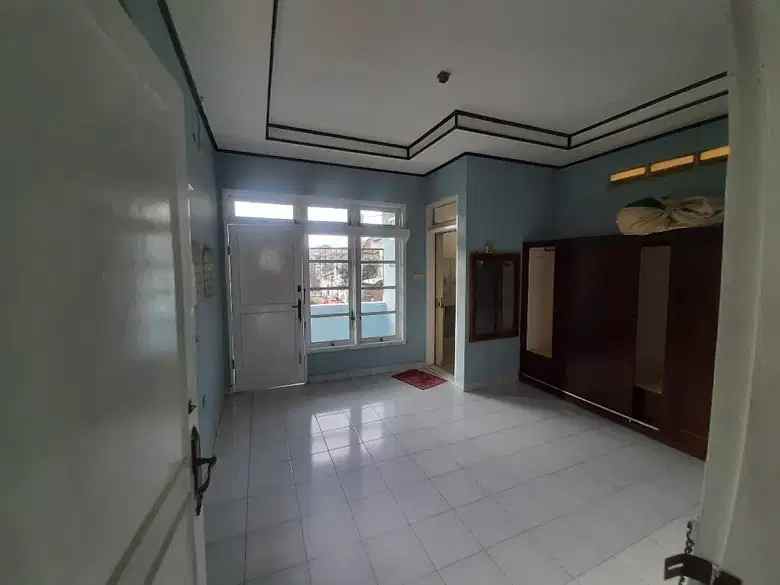 dijual rumah jurangmangu