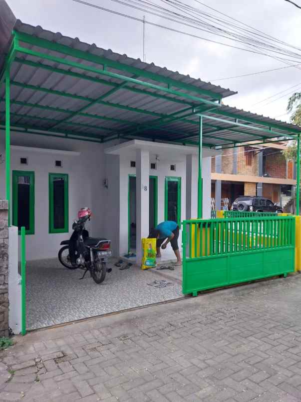 dijual rumah kaliurang km 10