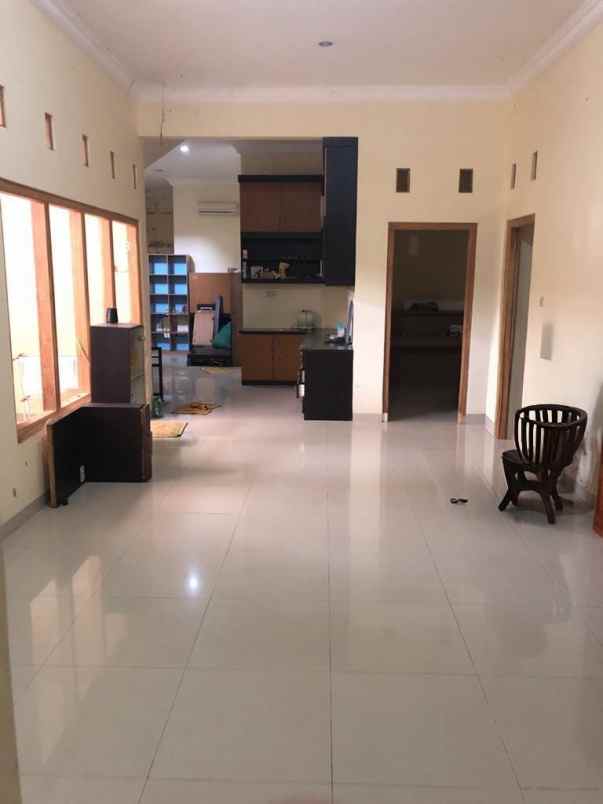 dijual rumah kaliurang km 9