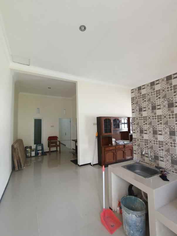 dijual rumah karangploso malang