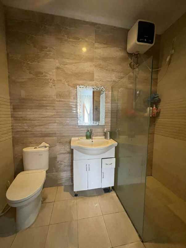 dijual rumah kebagusan