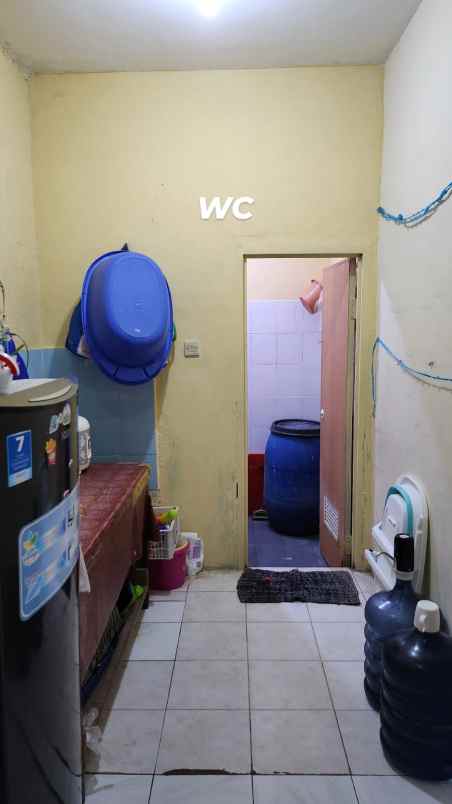 dijual rumah kebon mede kamal kalideres