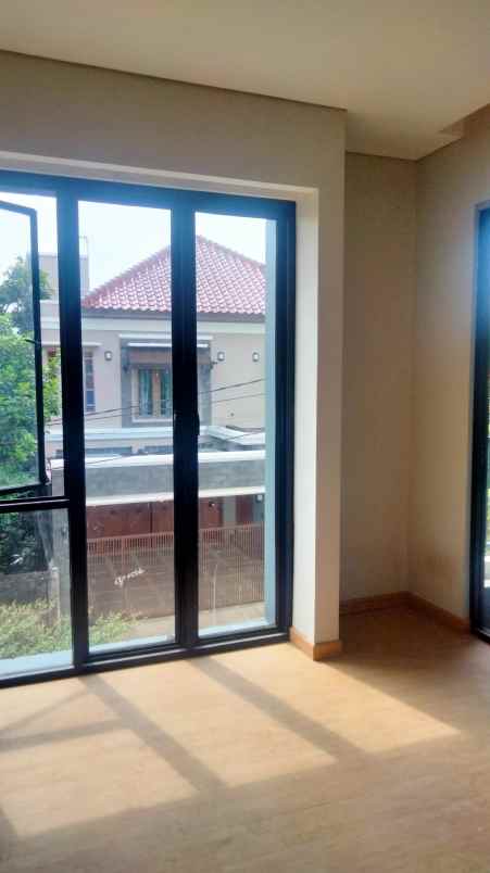 dijual rumah kelapa dua depok