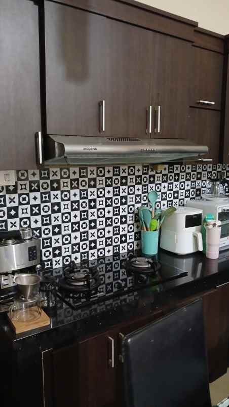 dijual rumah komp setra dago antapani