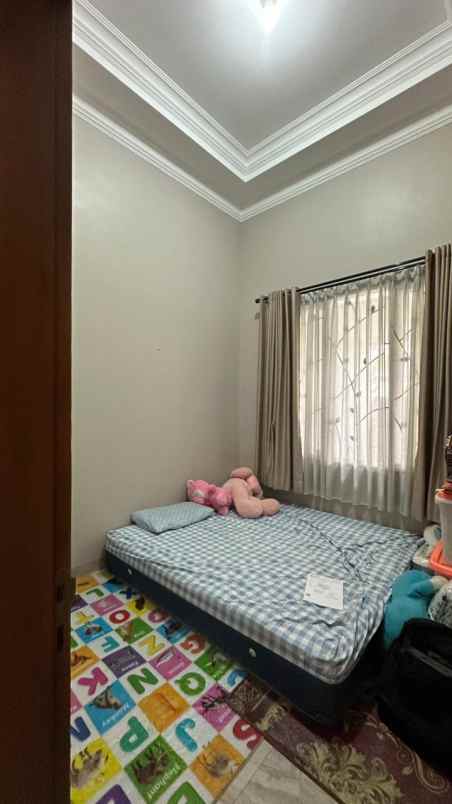 dijual rumah komplek bahagia permai