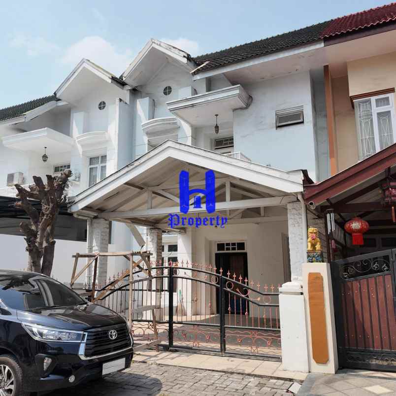 dijual rumah komplek cemara hijau jalan