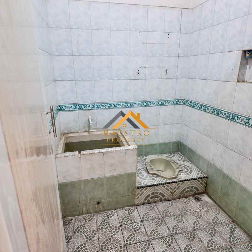 dijual rumah komplek cemara hijau jalan