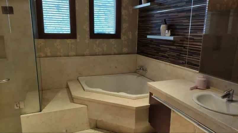 dijual rumah komplek de bale pakuan bandung