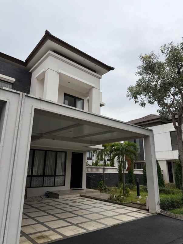 dijual rumah komplek elit podomoro park