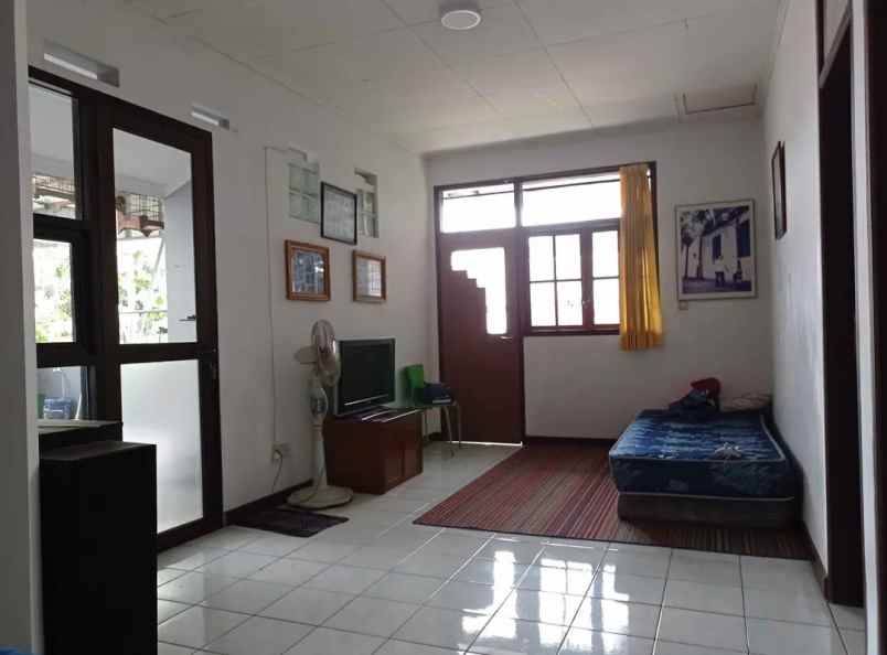 dijual rumah komplek kalijati jl