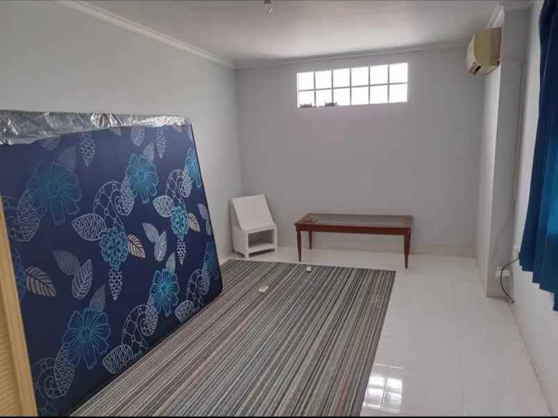 dijual rumah komplek kalijati jl