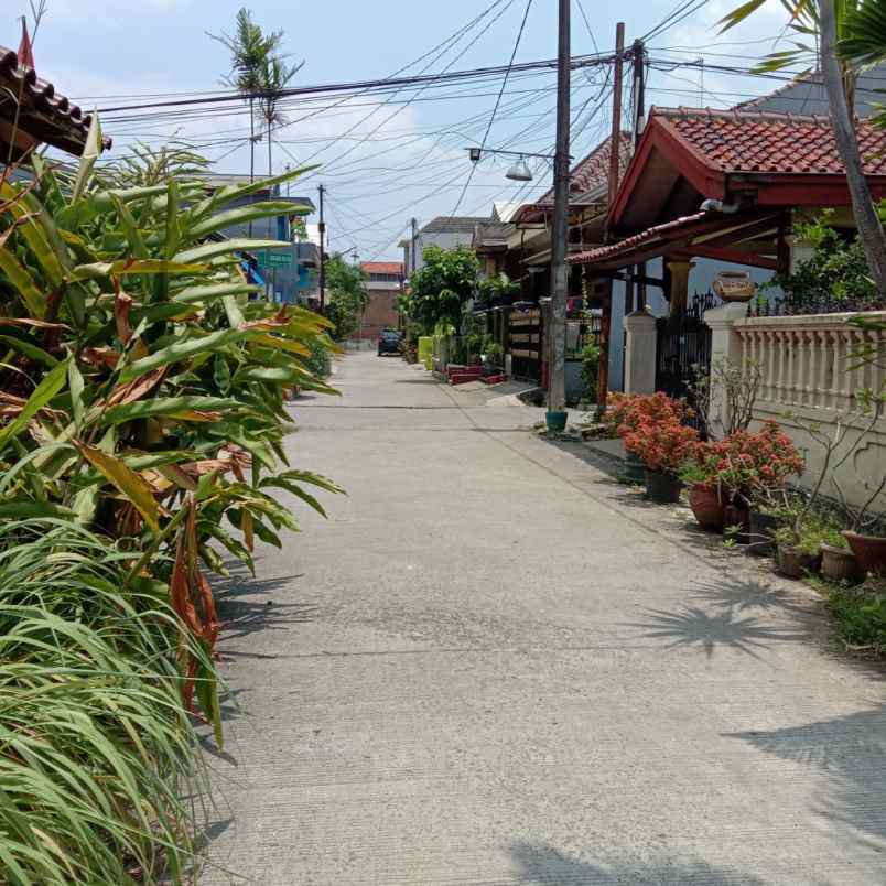 dijual rumah komplek sbs harapan jaya