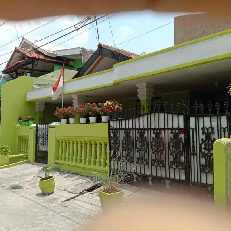 dijual rumah komplek sbs harapan jaya