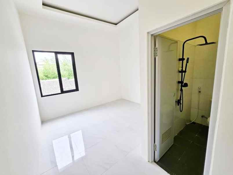 dijual rumah kota harapan indah bekasi