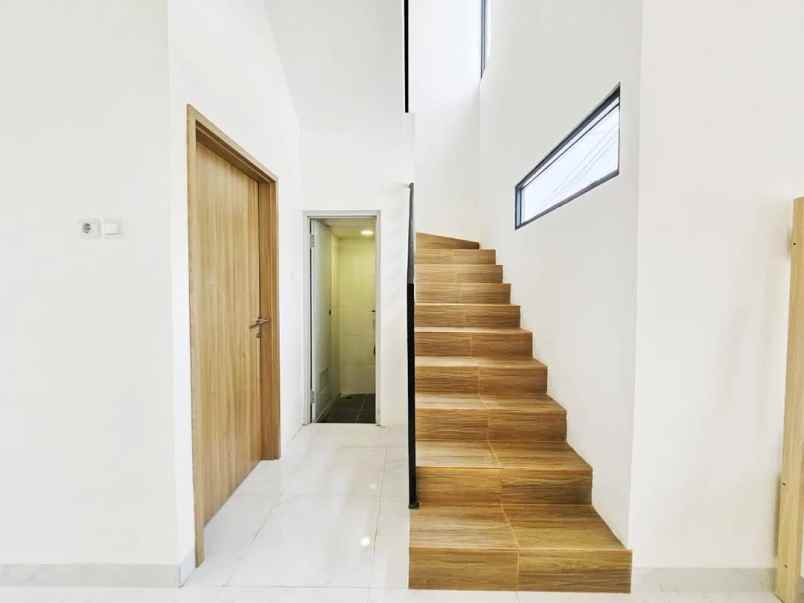 dijual rumah kota harapan indah bekasi