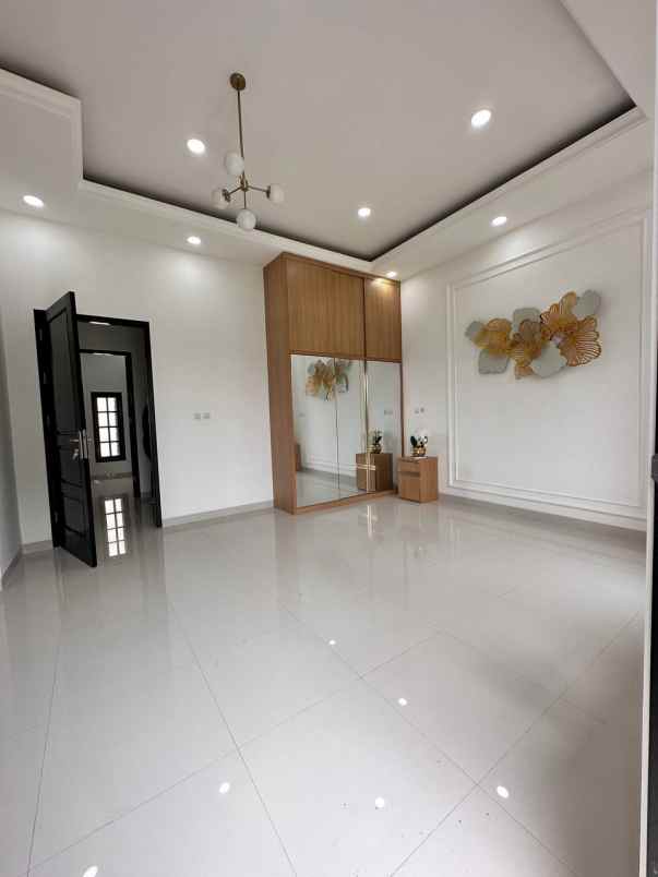 dijual rumah kramat jati
