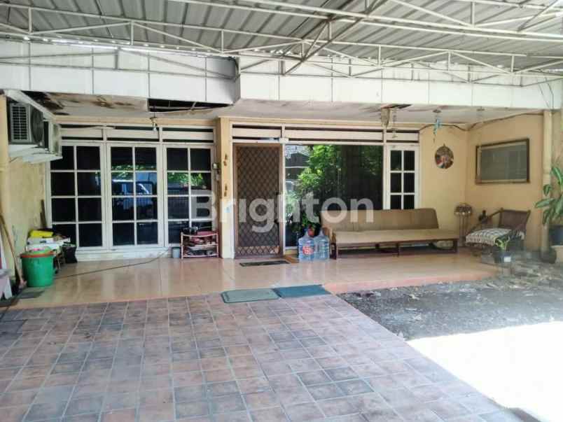 dijual rumah kutisari selatan