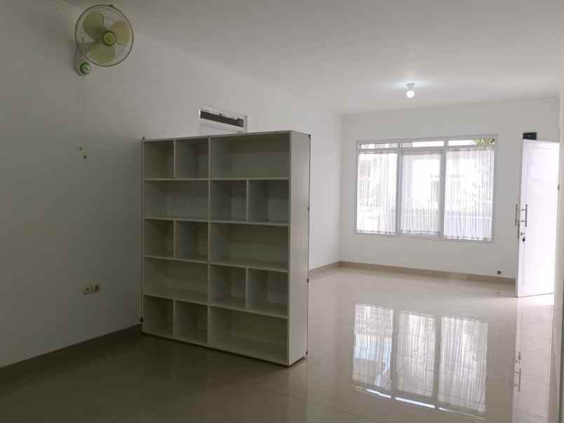 dijual rumah ligar cigadung cikutra