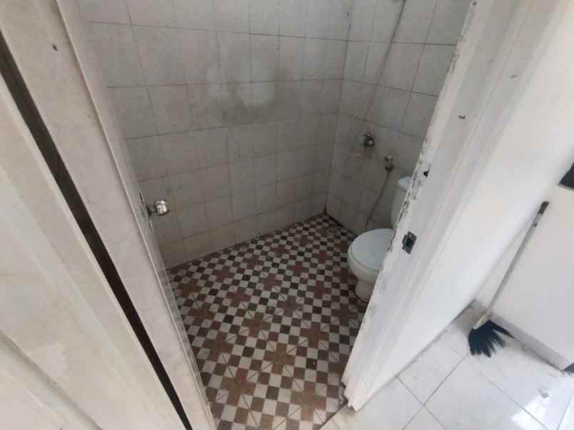 dijual rumah lokasi perumahan kepanjen malang
