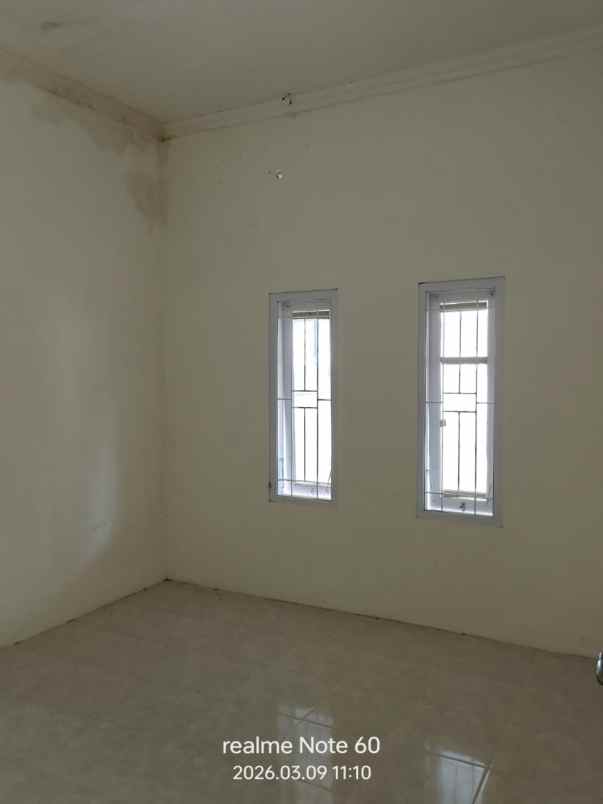 dijual rumah madukismo