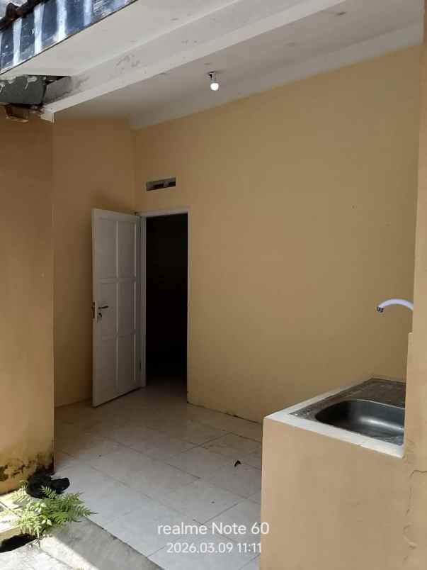 dijual rumah madukismo