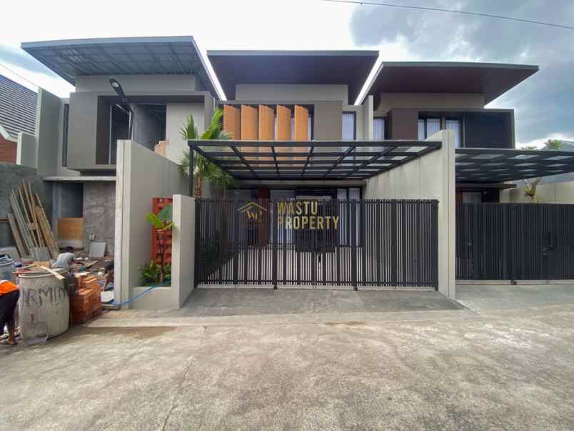 dijual rumah maguwoharjo sleman