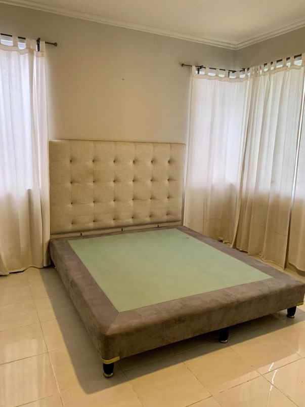 dijual rumah mahogany residence cibubur