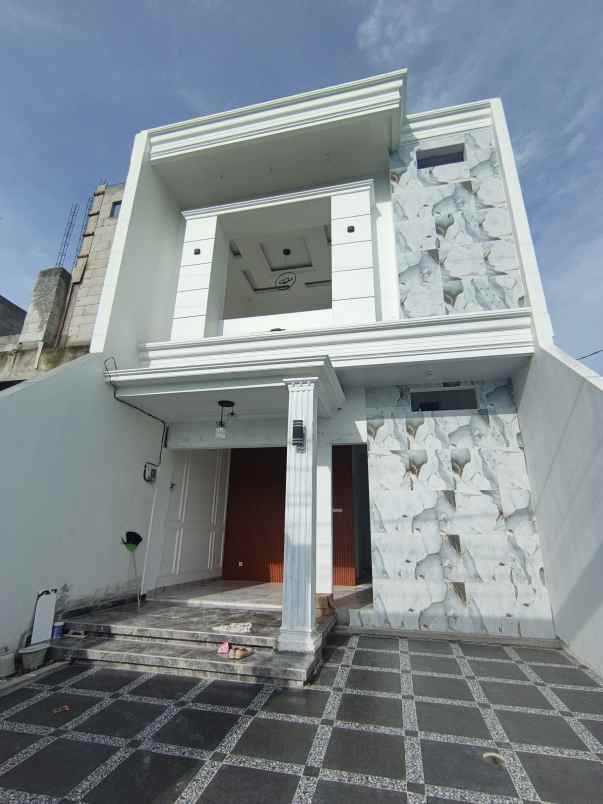 dijual rumah mangunharjo