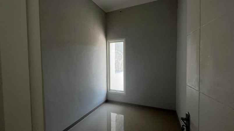 dijual rumah medayu utara