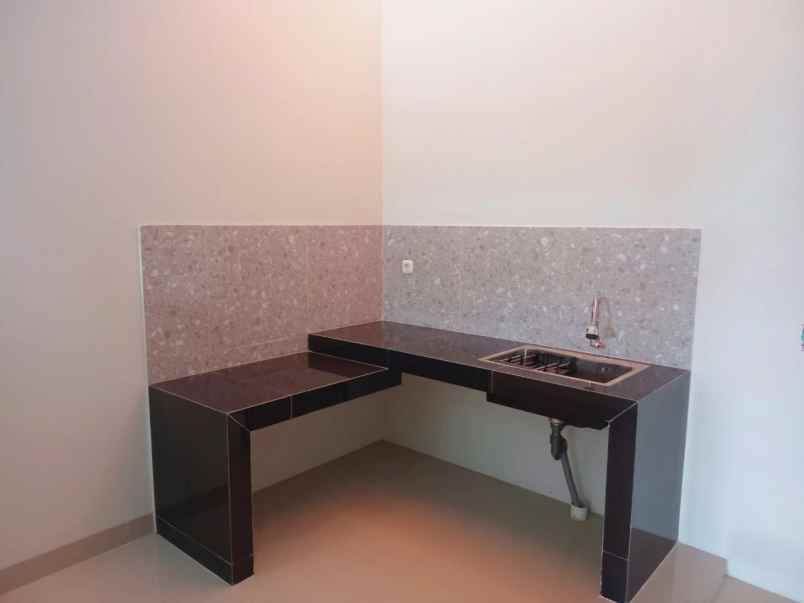 dijual rumah metro margahayu