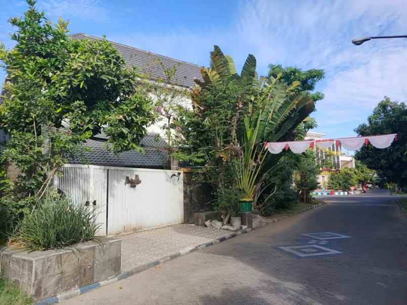 dijual rumah mewah puri surya jaya pasadena sidoarjo