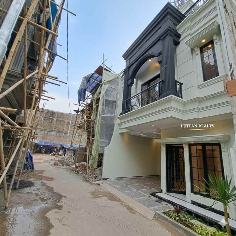 dijual rumah moch kahfi 2