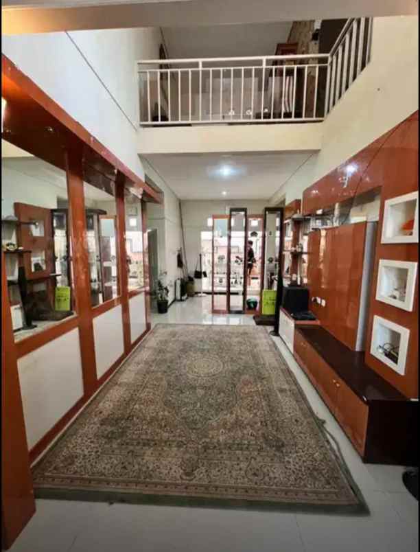 dijual rumah mulawarman selatan