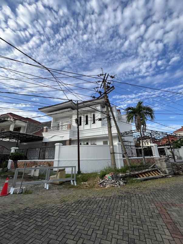 dijual rumah mulyosari