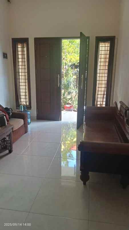 dijual rumah mulyosari