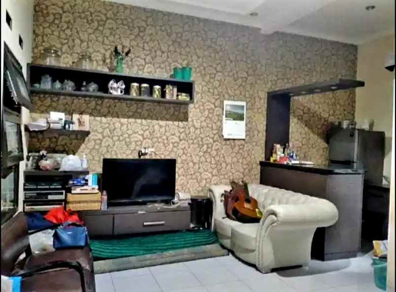 dijual rumah nyaman di arcamanik bandung
