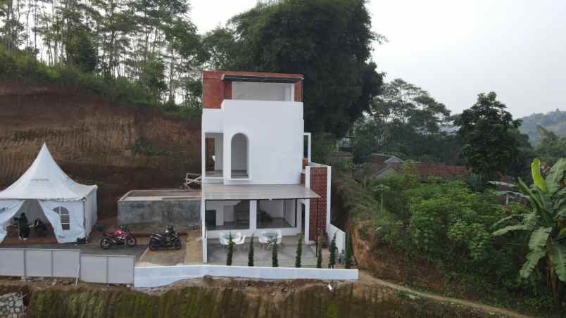 dijual rumah padalarang cirendeu