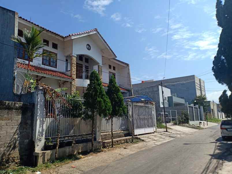 dijual rumah pajajaran bandung