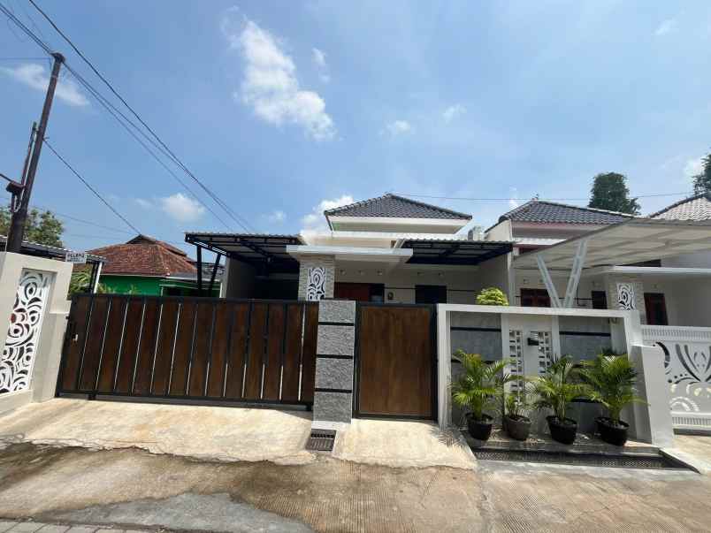 dijual rumah pakahan jogonalan klaten