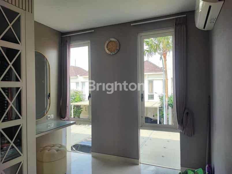 dijual rumah pakuwon city suvadiva