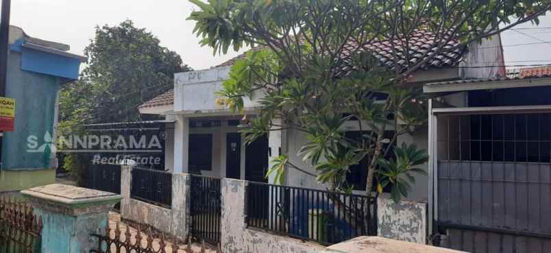 dijual rumah pancoran mas depok